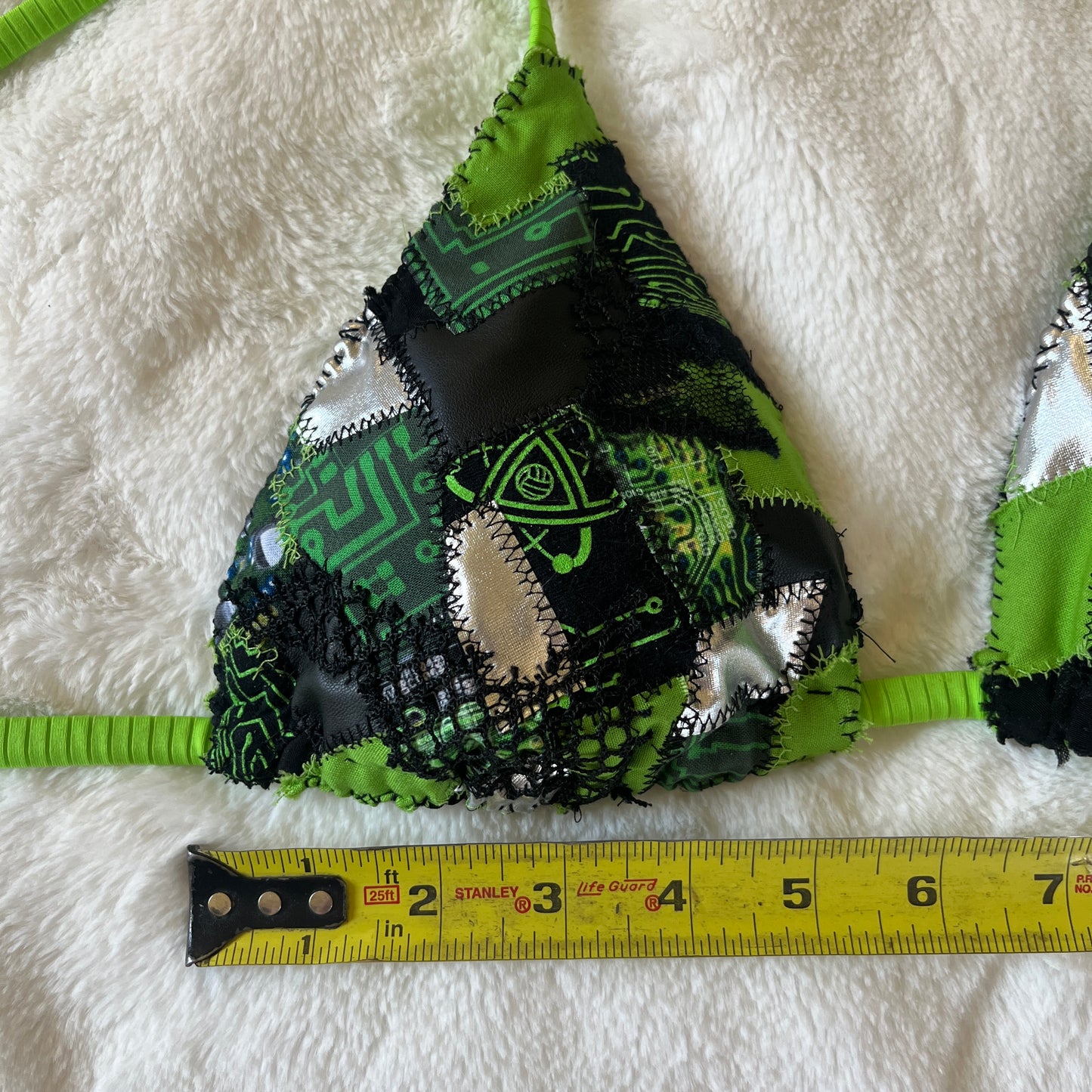 Green Cyber Top