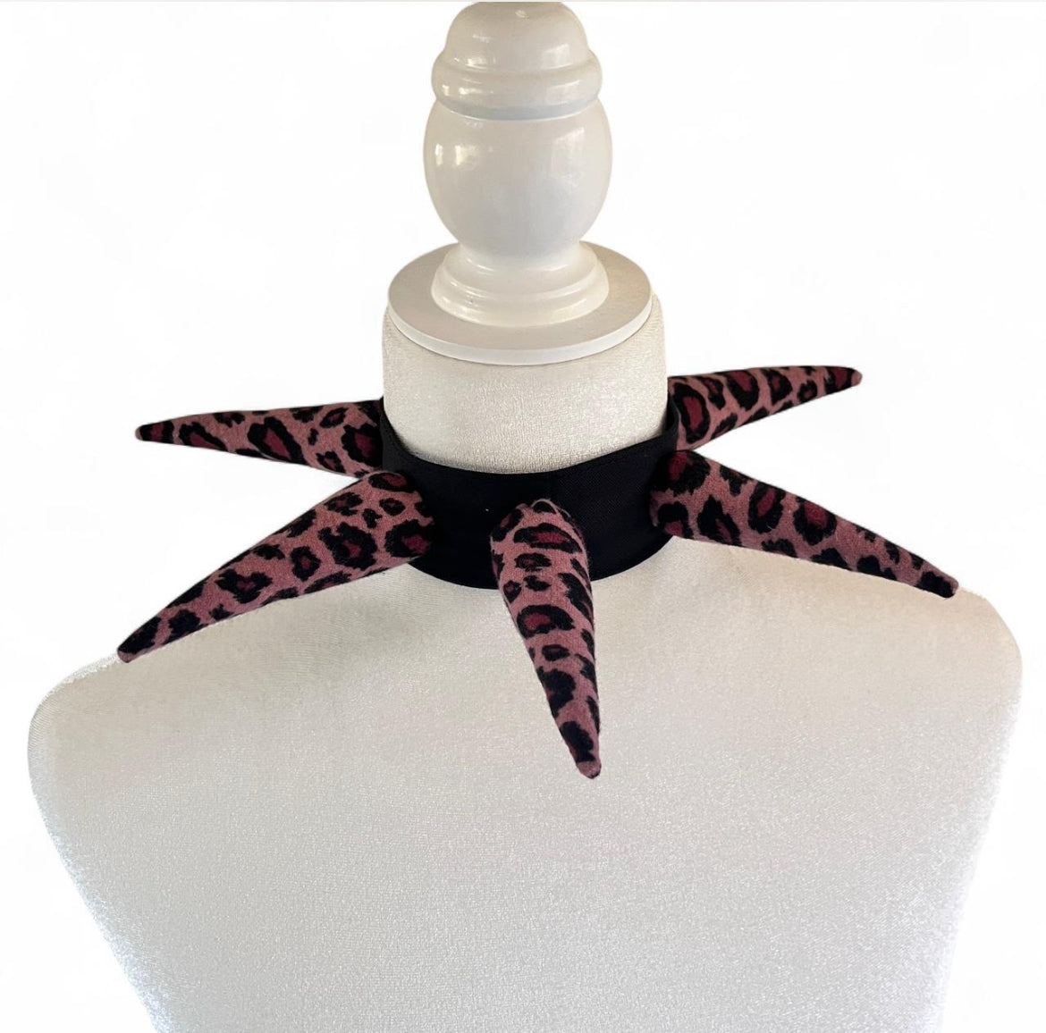 Pink Cheetah Spike Choker