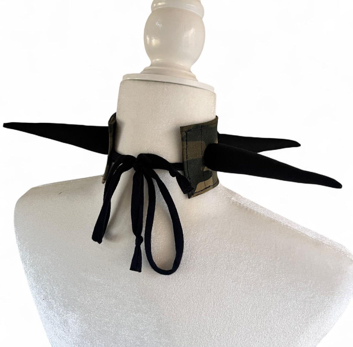 Camo Spike Choker