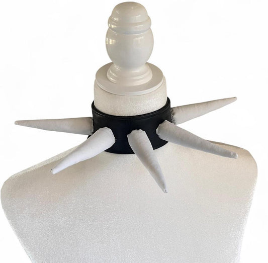 White Spike Choker
